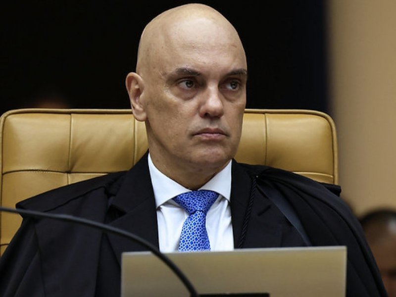 Flávio Bolsonaro aciona STF para tirar Moraes de apuração Vorcaro e Master 