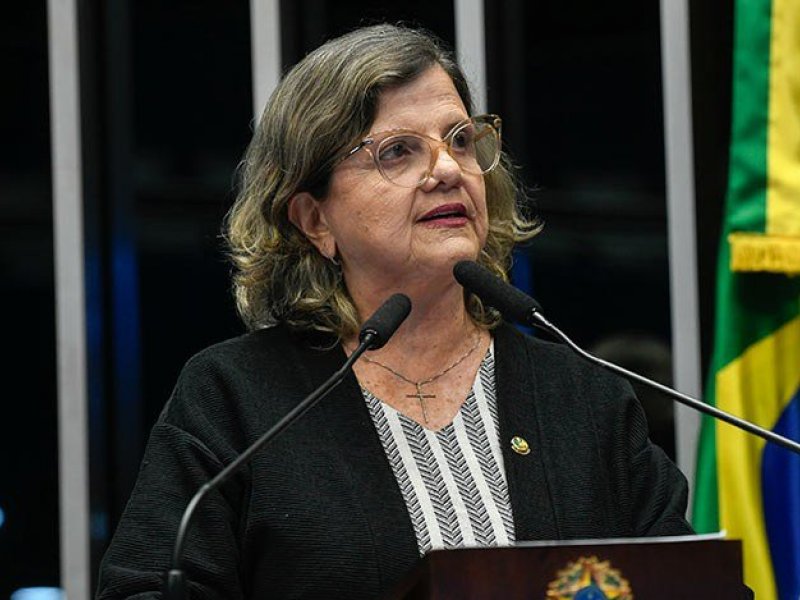 Lula anuncia Teresa Leitão como nova líder do governo no Senado