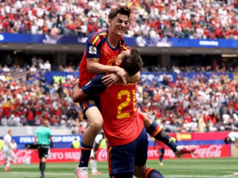 Espanha vence a Áustria por 3 a 0 e avança às oitavas da Copa do Mundo