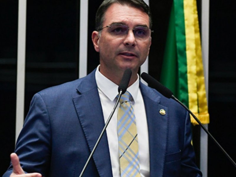STF agenda depoimento de Flávio Bolsonaro em investigação sobre postagem contra Lula