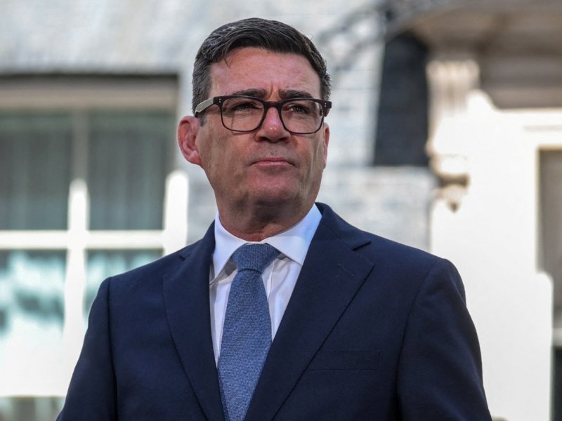 Keir Starmer deixa cargo de premiê e Andy Burnham assume governo do Reino Unido