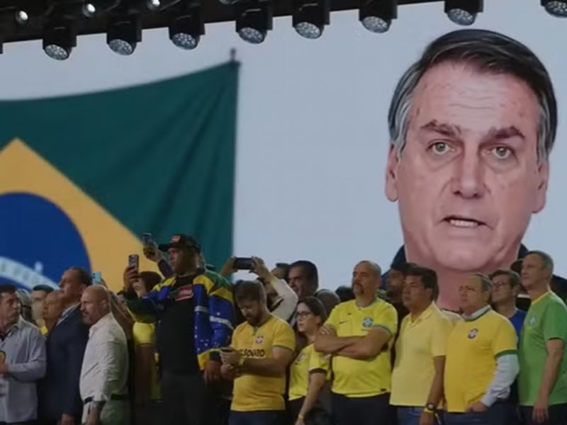 Defesa diz ao STF que Bolsonaro não autorizou uso de IA em vídeo exibido na convenção do PL