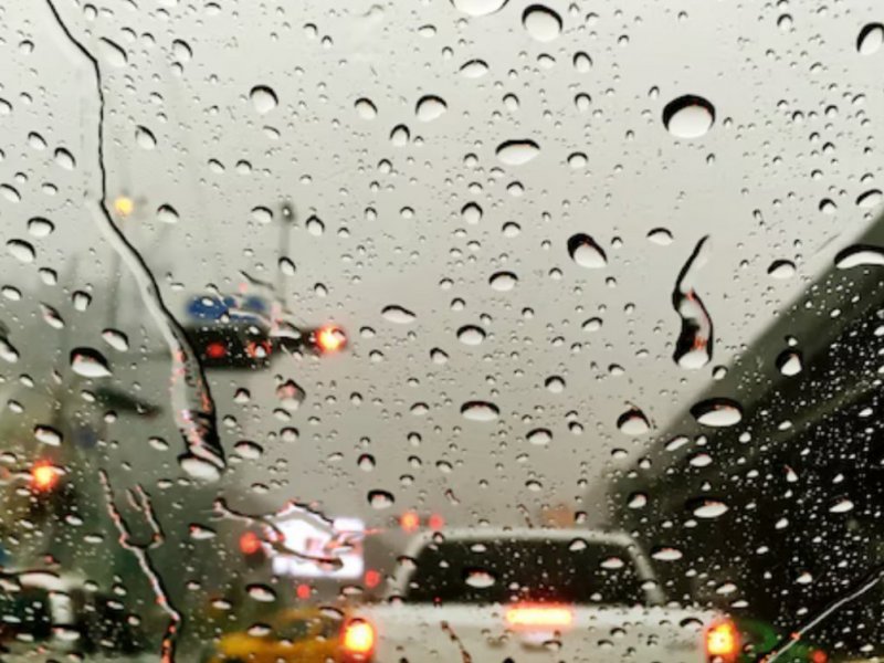 Inema mantém alerta para chuvas em 25 municípios do sul da Bahia até terça-feira