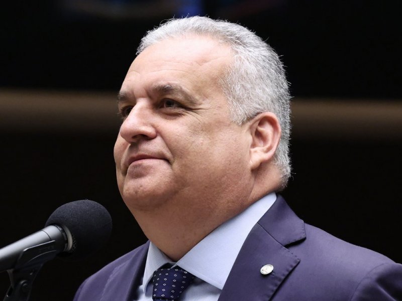Quem é Alfredo Gaspar, escolhido como vice de Flávio Bolsonaro na disputa pela Presidência