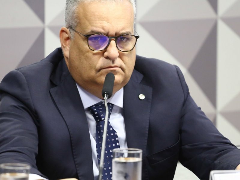Vice de Flavio é investigado por estupro de vulnerável e desvio de R$ 6 milhões em emendas