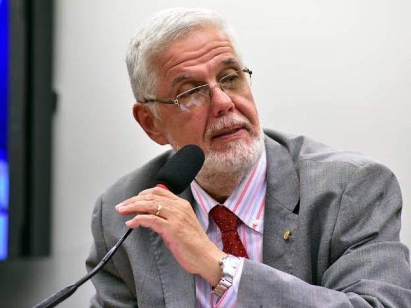 Deputado Jorge Solla diz que reeleger Lula não basta e defende base aliada no Parlamento