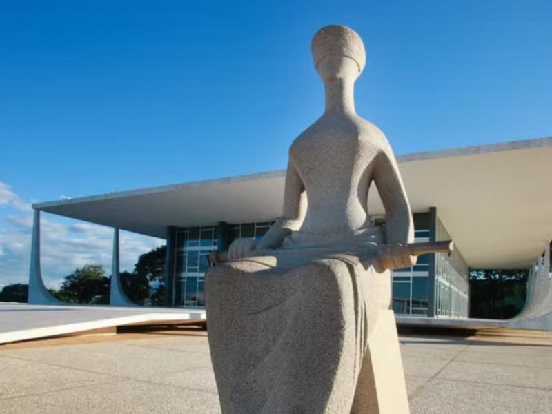 STF manda juízes de 6 estados e do DF devolverem “pagamentos exorbitantes” em penduricalhos