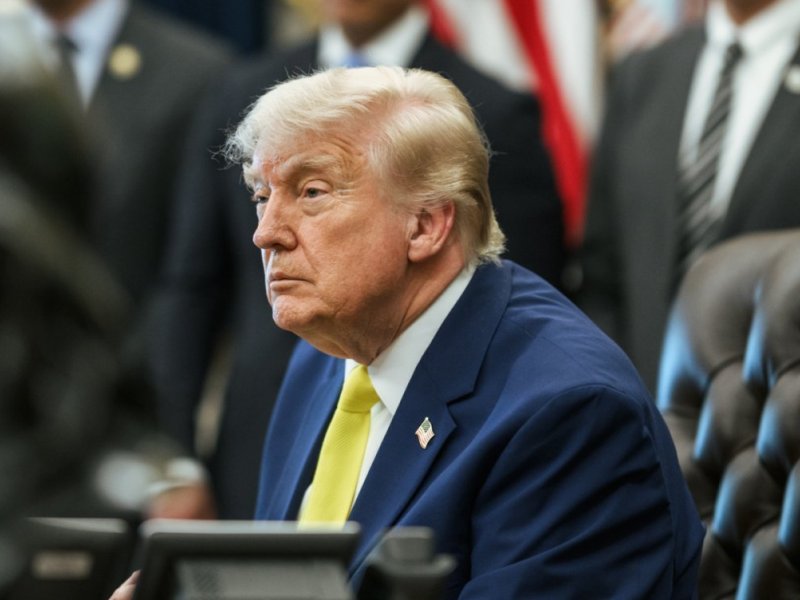 Trump diz que os EUA terão controle de mais de 65 bilhões de barris de petróleo da Venezuela