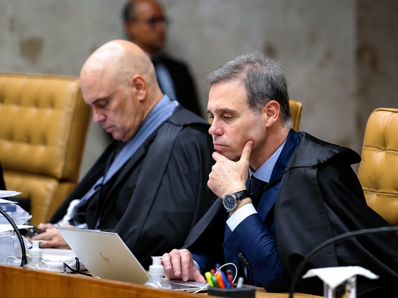 Moraes pede a Fachin investigação contra Mendonça por atuação no caso Master