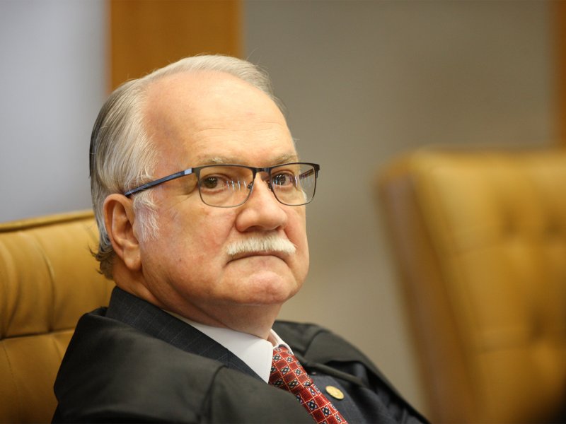 Fachin cobra que Moraes, Mendonça e chefes da PGR e da PF esclareçam vazamentos