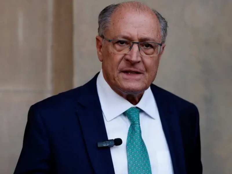 Alckmin defende investigação sobre suposta ligação de Tarcísio com Banco Master