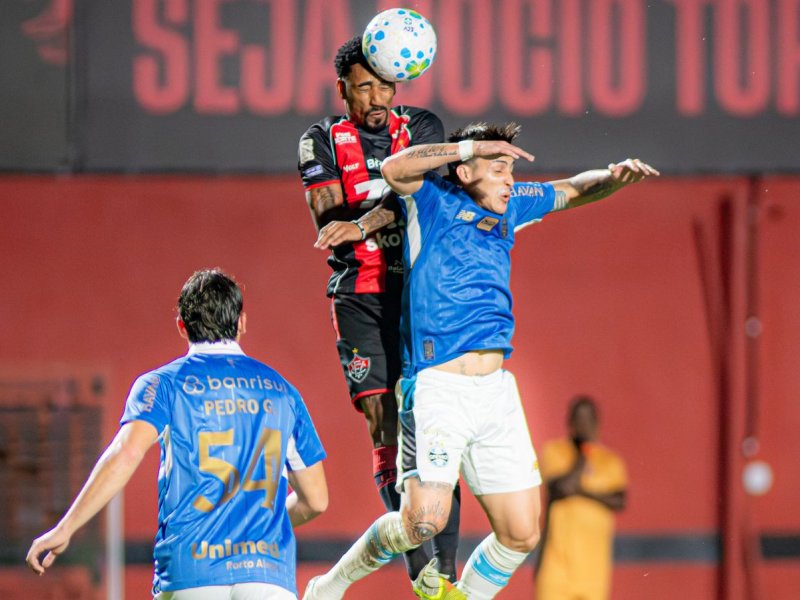 Vitória vence o Grêmio, encerra jejum e abre sete pontos de vantagem sobre o Z-4