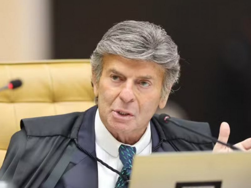 Fux cancela sessão do STF que analisaria afastamento de diretor-geral da PF