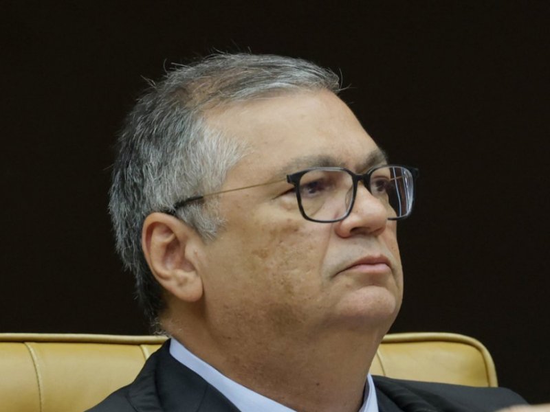 Dino retira sigilo de investigação do caso Dark Horse relacionado a emendas parlamentares