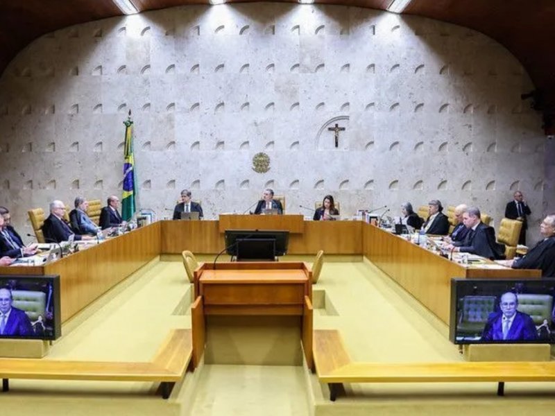 Quaest: desconfiança no STF sobe 10 pontos em meio à crise entre ministros