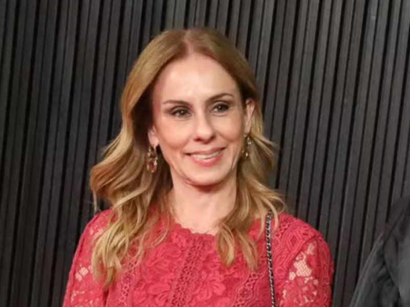 Esposa de Moraes nega vínculo pessoal após vídeo em jatinho de Vorcaro