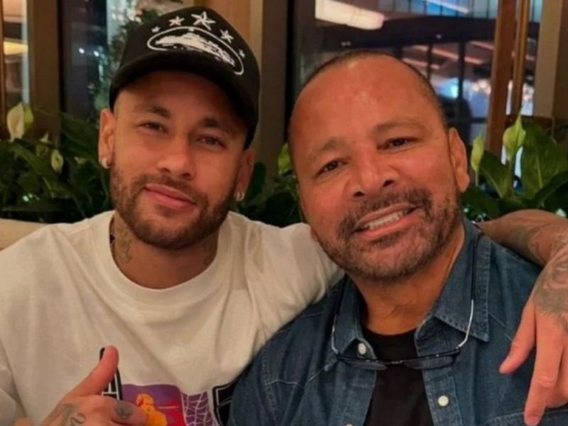 Pai de Neymar cobrou Vorcaro por negociação envolvendo Santos, mostram mensagens da PF