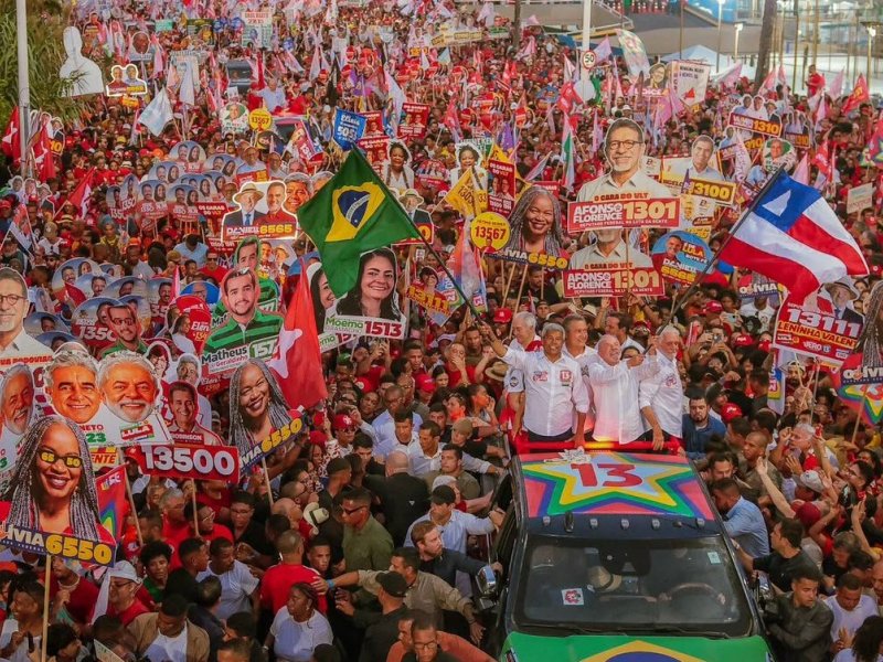 Aos Fatos: Lula em Salvador e mensagens entre Vorcaro e Motta são destaques; ouça