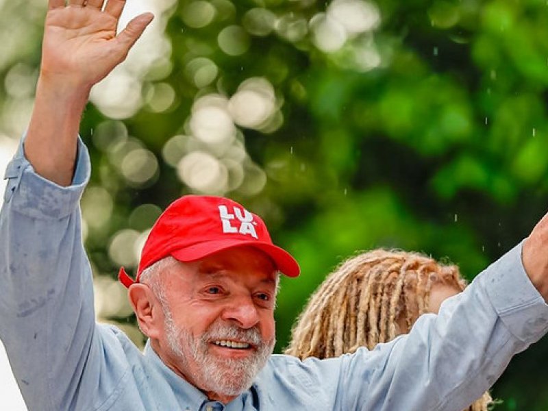 Campanha de Lula prepara força-tarefa com jovens para o segundo turno