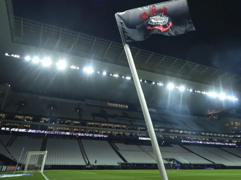 Corinthians x Vitória: onde assistir, prováveis escalações e arbitragem