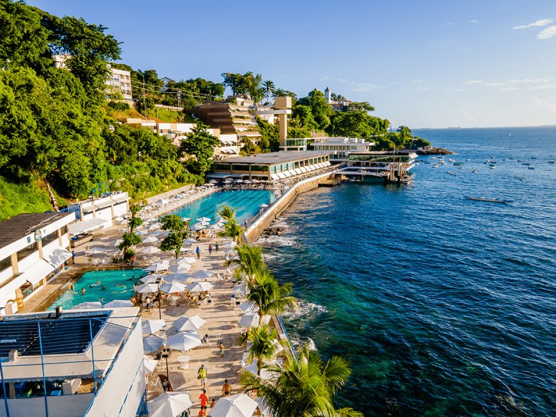 Funcionária do Yatch Clube é agredida por frequentador após dizer que vota em Lula
