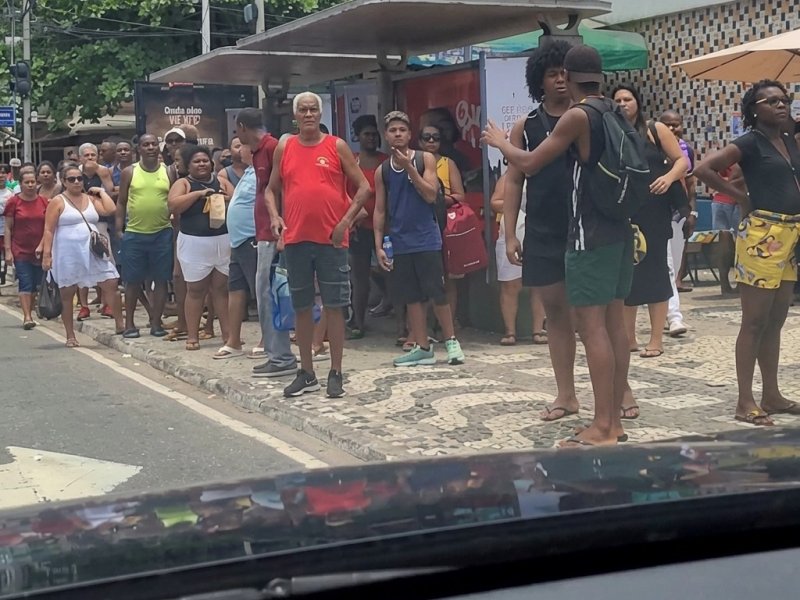 TRE mantém multa contra chefe da Semob e envia caso à PF por ônibus retidos 