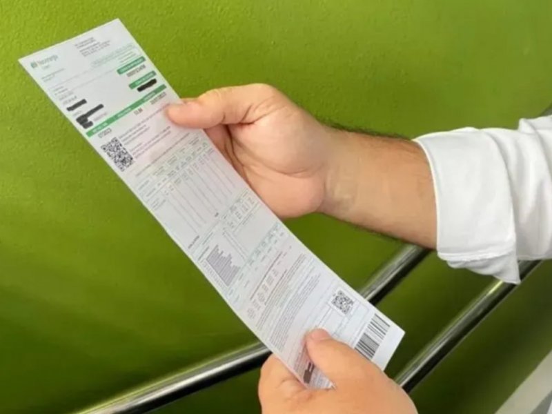 Bandeira verde é mantida e evita aumento extra na conta de luz em novembro