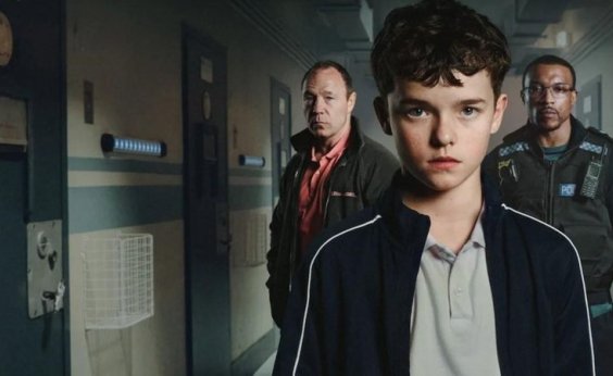 Série ‘Adolescência’ transforma uma tragédia em um retrato da pressão social e da ignorância parental diante do mundo digital