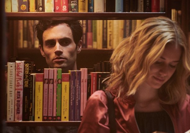 ‘You’: thriller da Netflix transforma amor em obsessão e paixão em paranoia