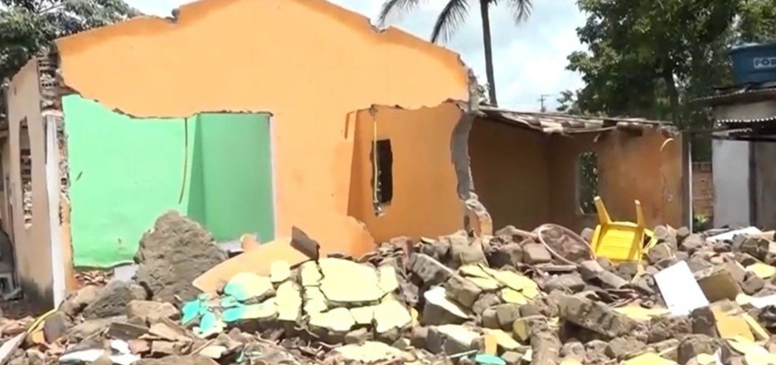 Temporal Derruba 58 Casas Em Guaratinga No Sul Da Ba 600 Pessoas Estão Desabrigadas Metro 1 