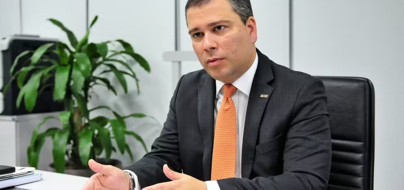 Presidente afastado do BRB continuou injetando recursos no banco Master, mesmo com alerta do Banco Central
