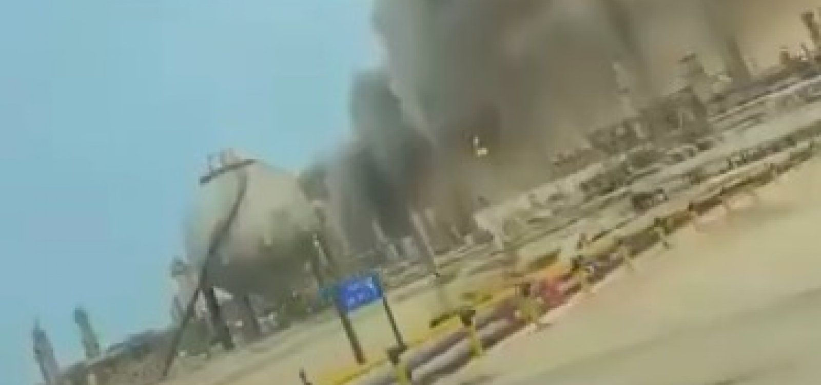 Irã lança ataque contra a maior refinaria de petróleo do mundo