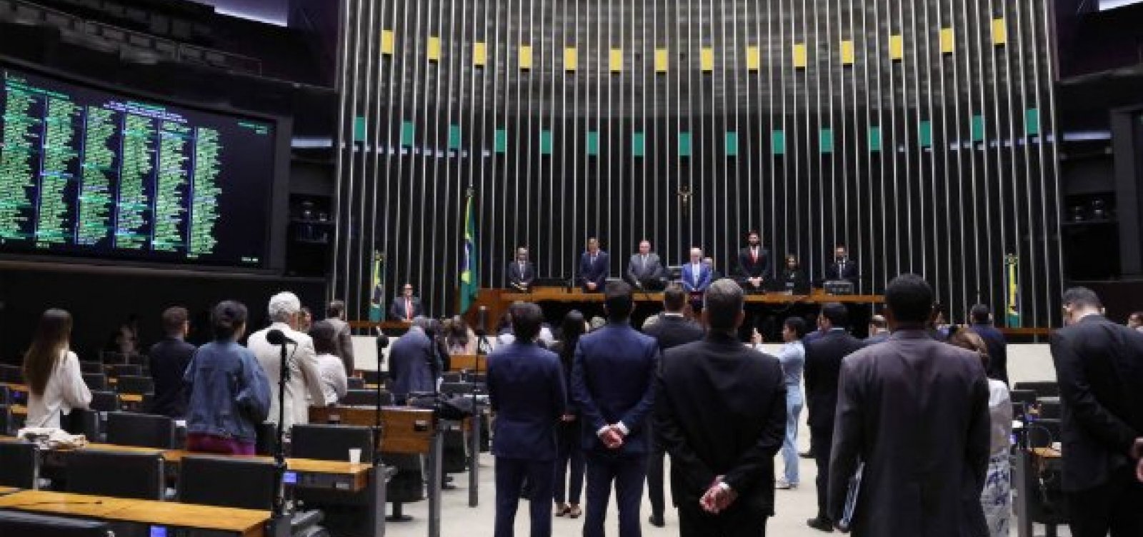PEC que amplia imunidade tributária para igrejas pode ter impacto de até R$ 50 bilhões