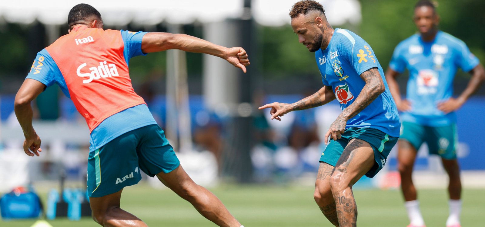 Sob calor intenso, Brasil segue preparação para as oitavas da Copa do Mundo