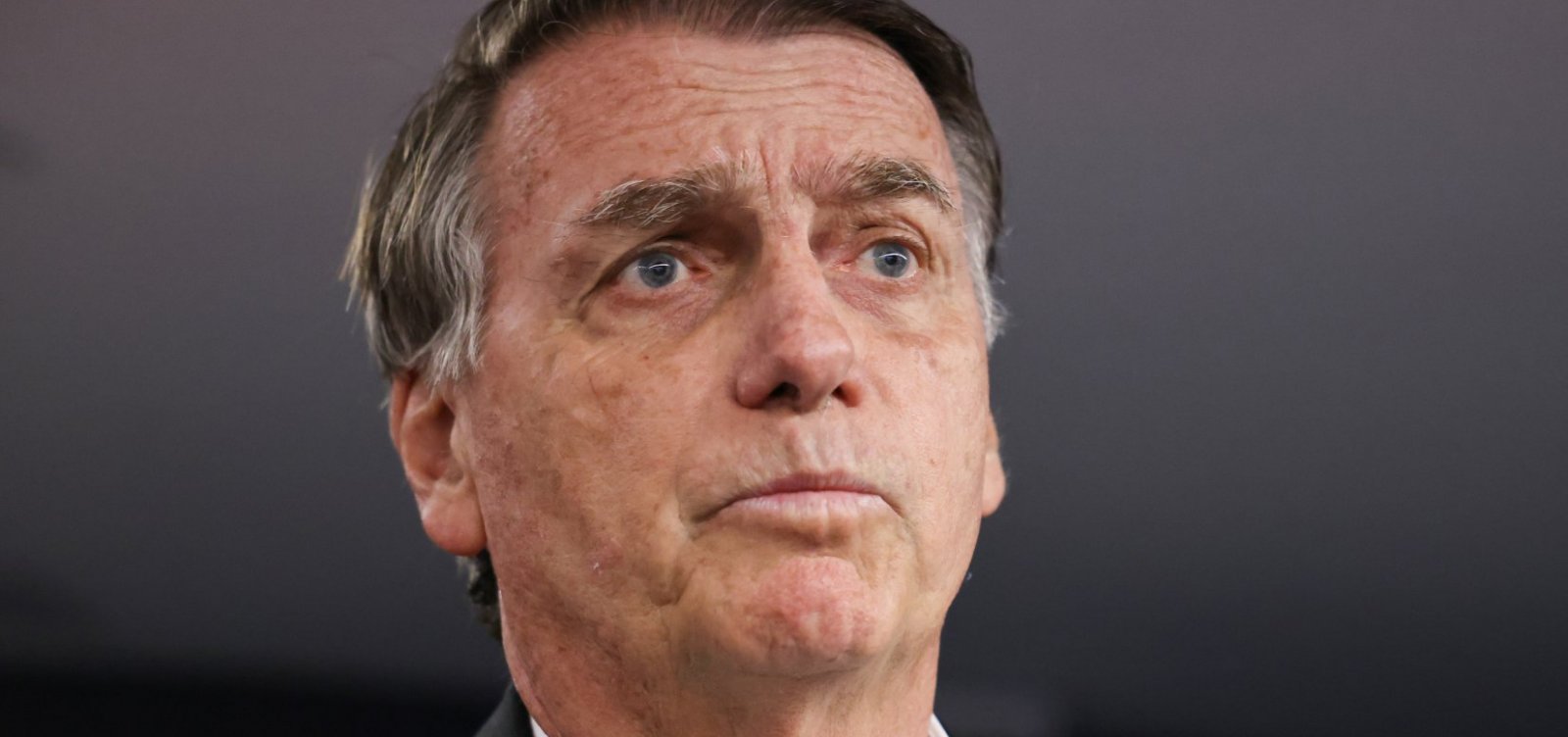Bolsonaro apresentou soluços por 36 horas seguidas, diz relatório médico ao STF