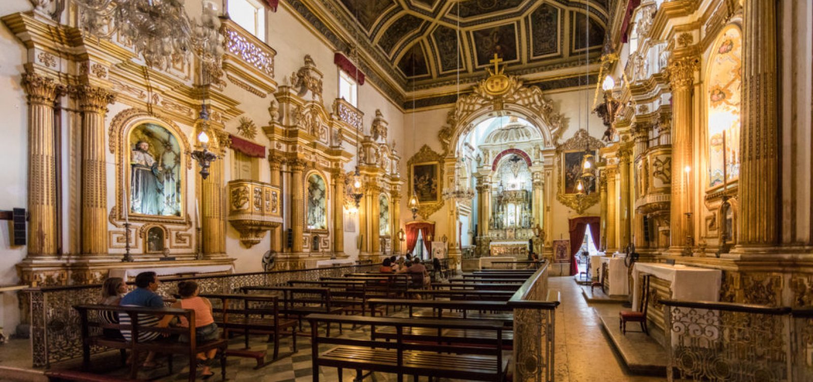Igreja de Ouro lança campanha de restauração e planeja transformar convento em hotel