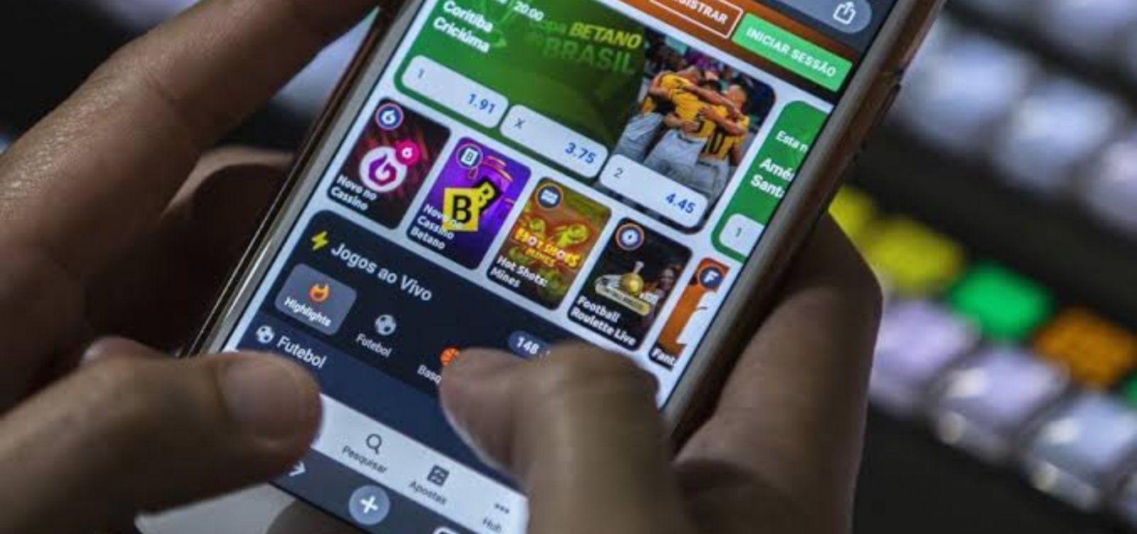 Brasileiros perderam R$ 62,5 bilhões com bets em 2025, aponta estudo