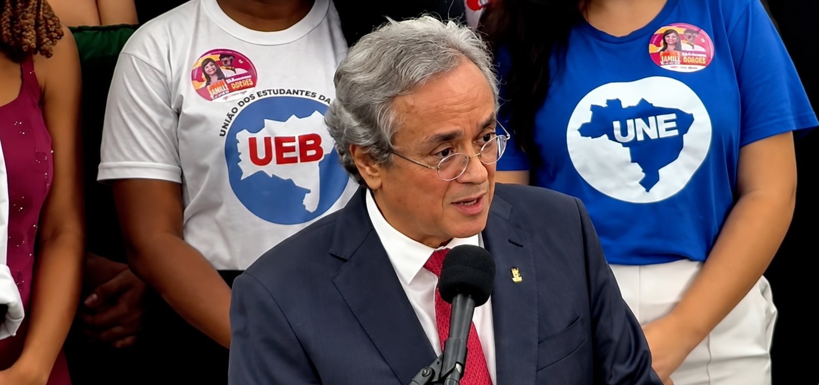 Marighella, Maiakóvski e Stefan Zweig: como foi o discurso de posse de João Carlos Salles na Ufba