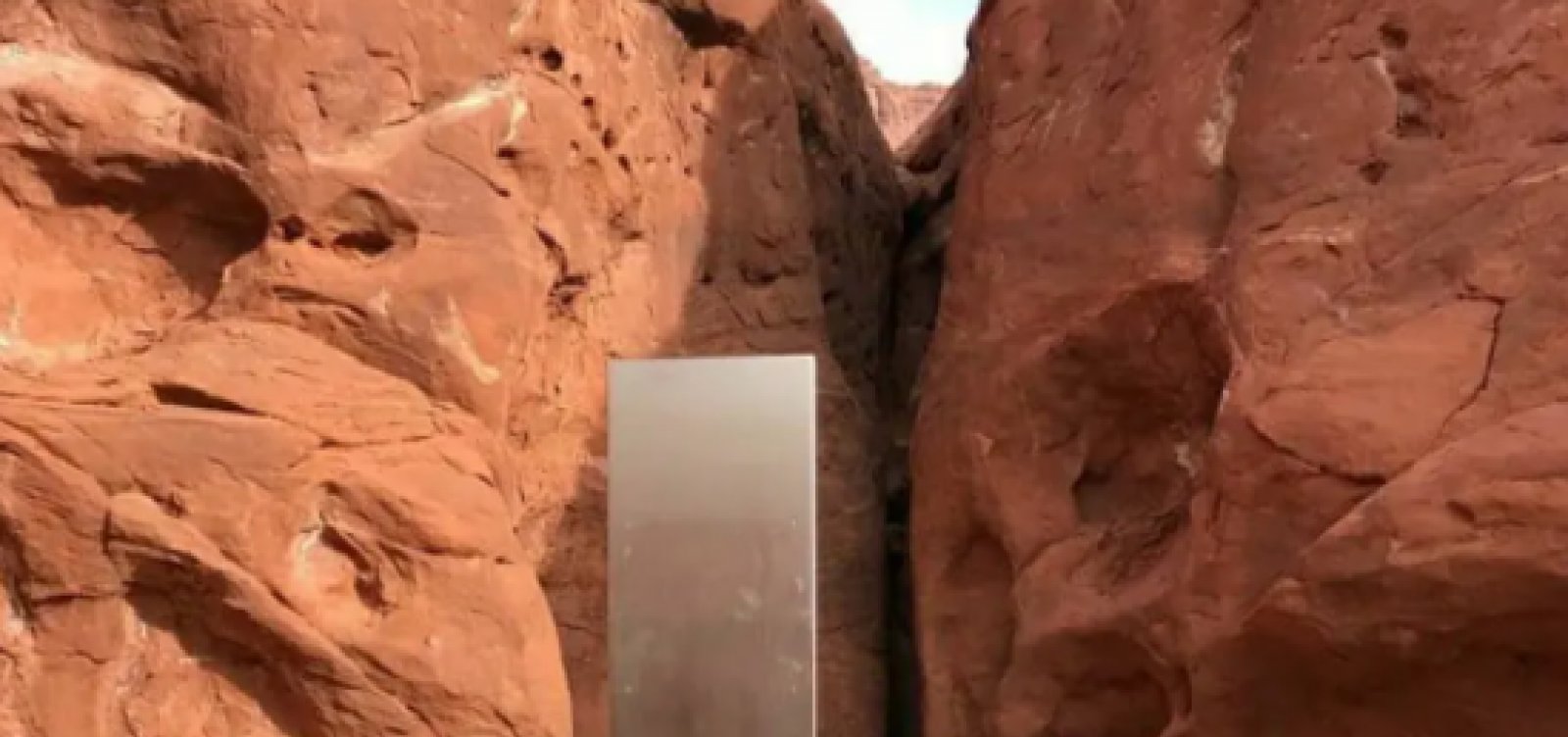 Estranho monolito é encontrado no deserto de Utah, nos Estados Unidos