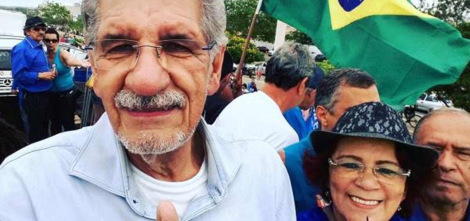 Conquista: Candidato à reeleição, Herzem Gusmão vota e diz que ‘cidade sabe das nossas intenções’