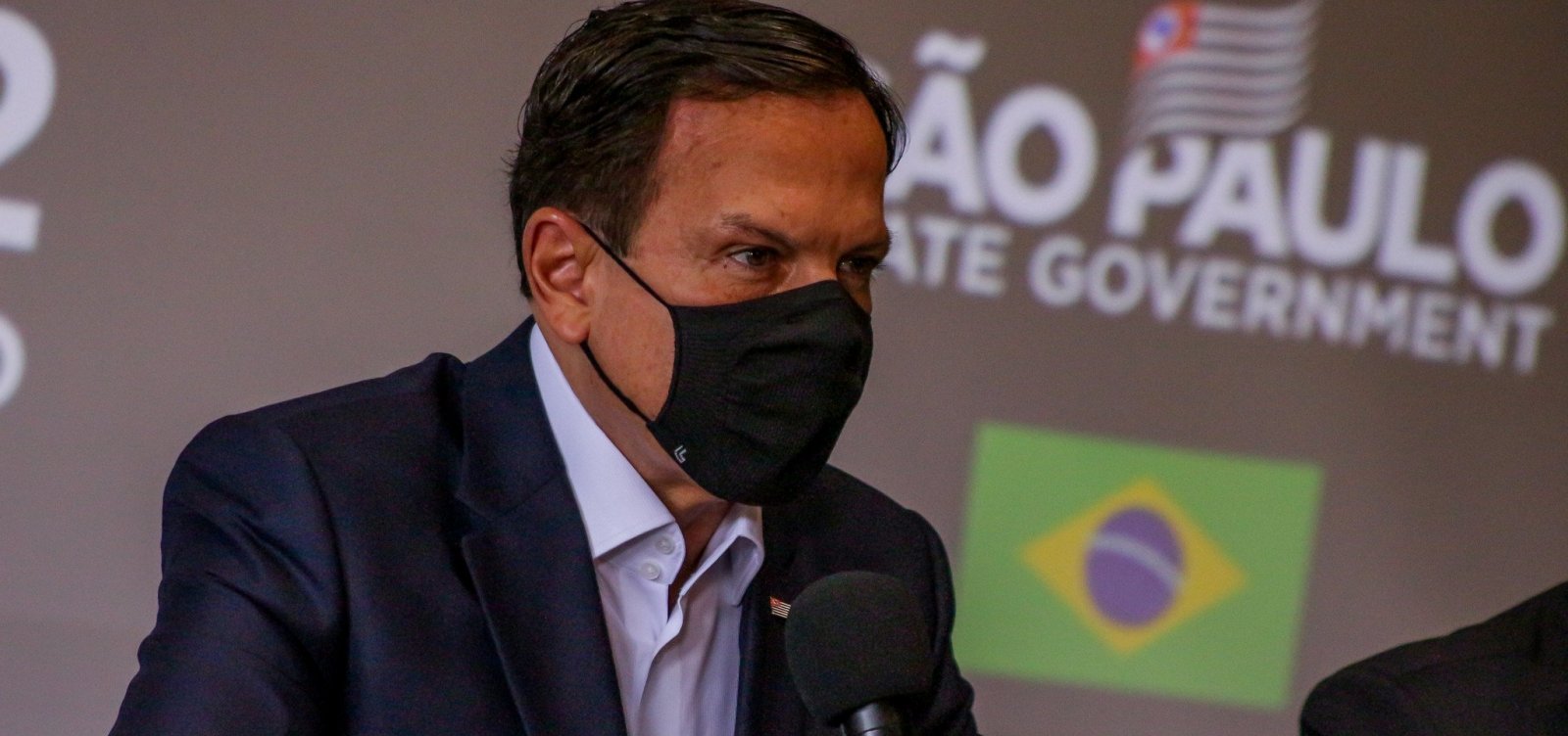 Após eleições, São Paulo volta para fase amarela do plano de reabertura da economia