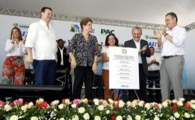 Rui e Dilma entregam moradias a 3,5 mil famílias na Bahia