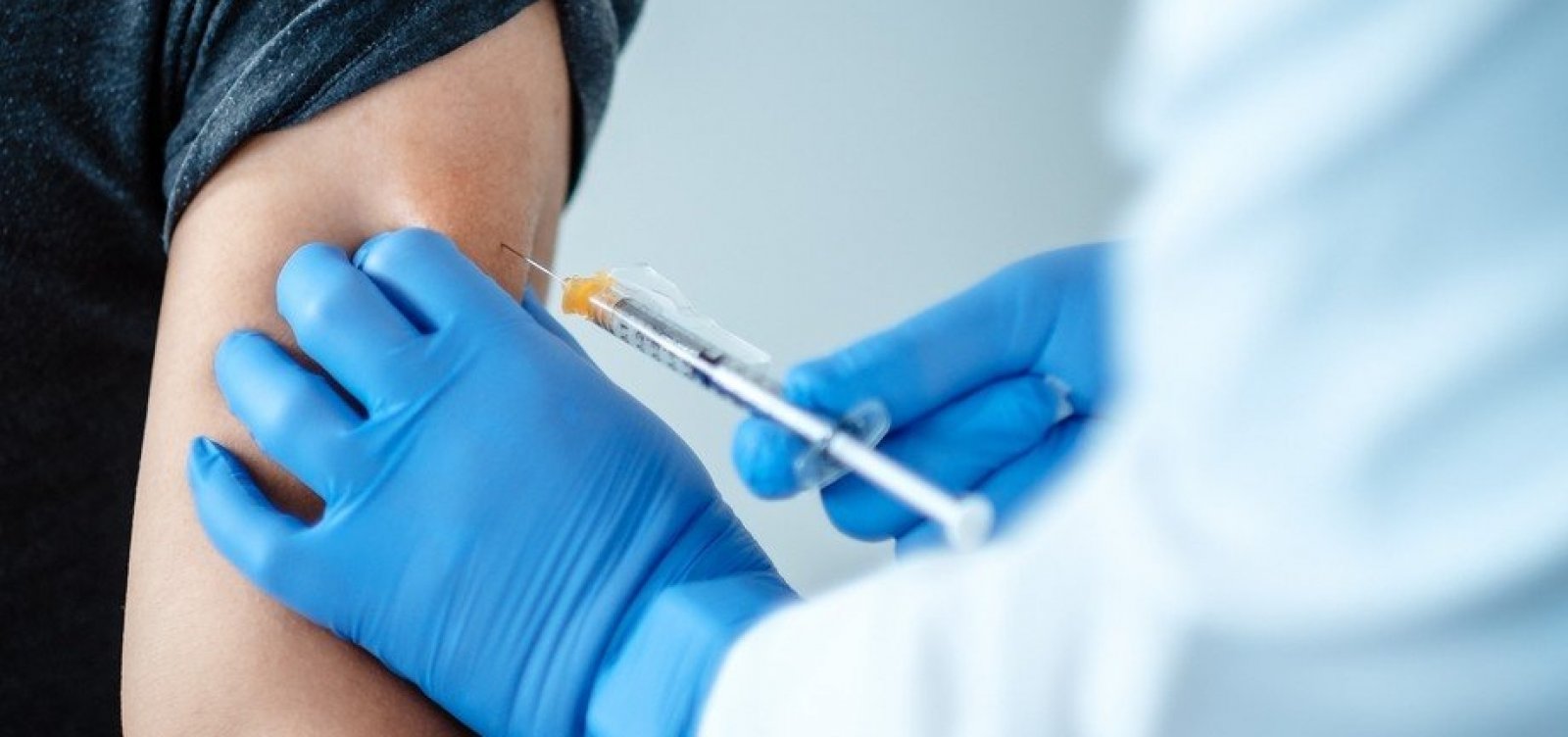 Vacina da Pfizer contra Covid é a segunda a ter resultados da 3ª fase de testes publicados em revista científica 