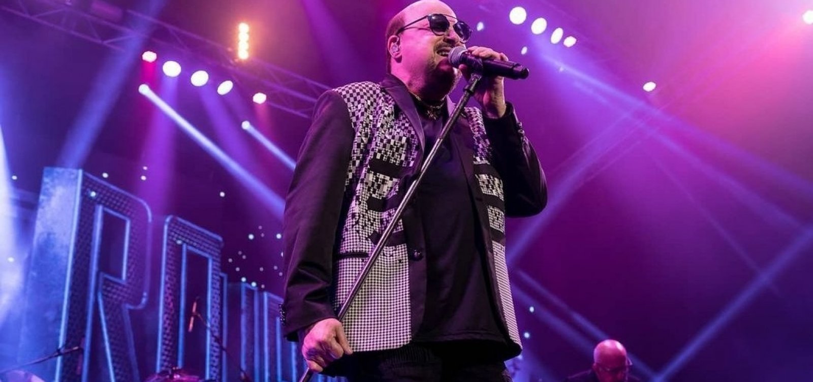 Morre Paulinho, vocalista do Roupa Nova, aos 68 anos