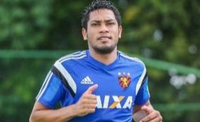 Clube oficializa primeiro reforço para 2016: Hernane 'Brocador' é do Bahia