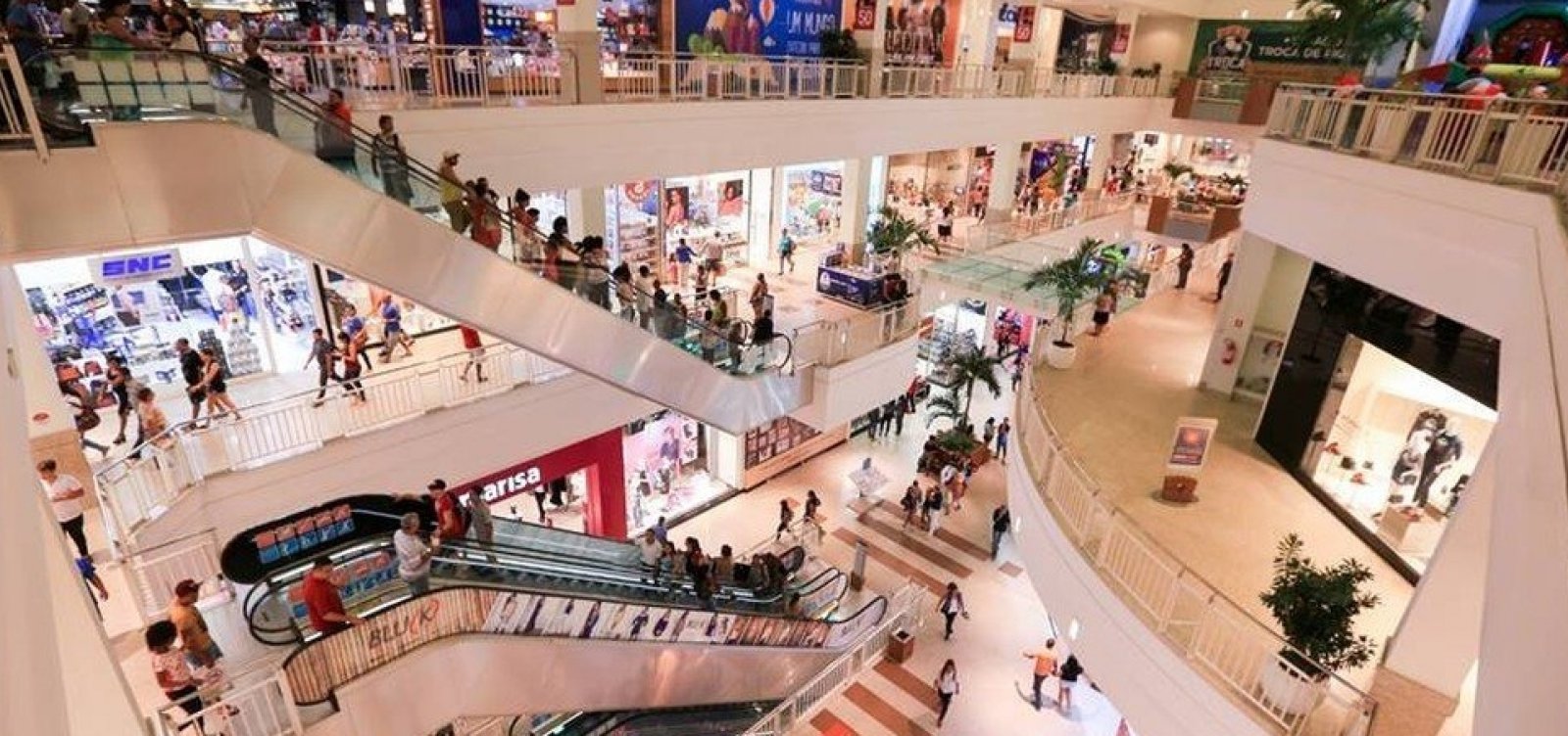 Shoppings de Salvador e Região Metropolitana ampliam horários de funcionamento a partir deste sábado
