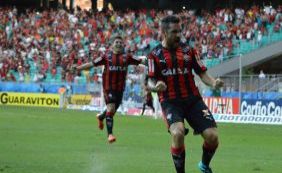 Vitória confirma que Escudero não fica no clube em 2016