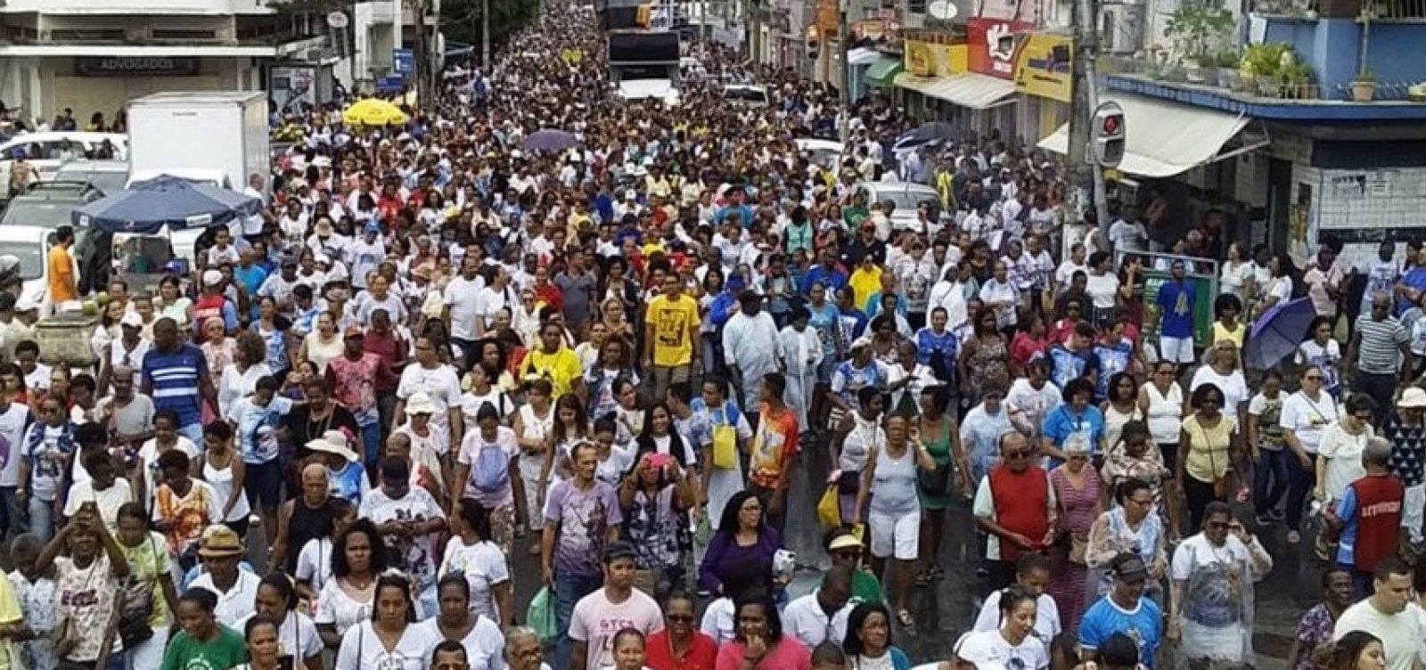 Quase metade da população baiana deixa de cumprir isolamento social rígido