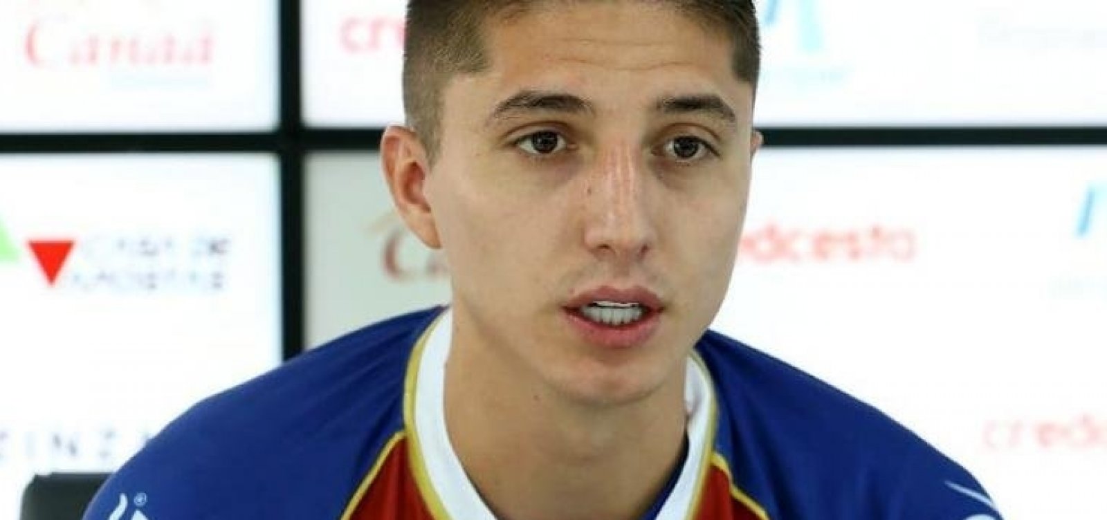 Presidente do Bahia anuncia reintegração de Ramírez após investigação apontar inocência em caso de racismo