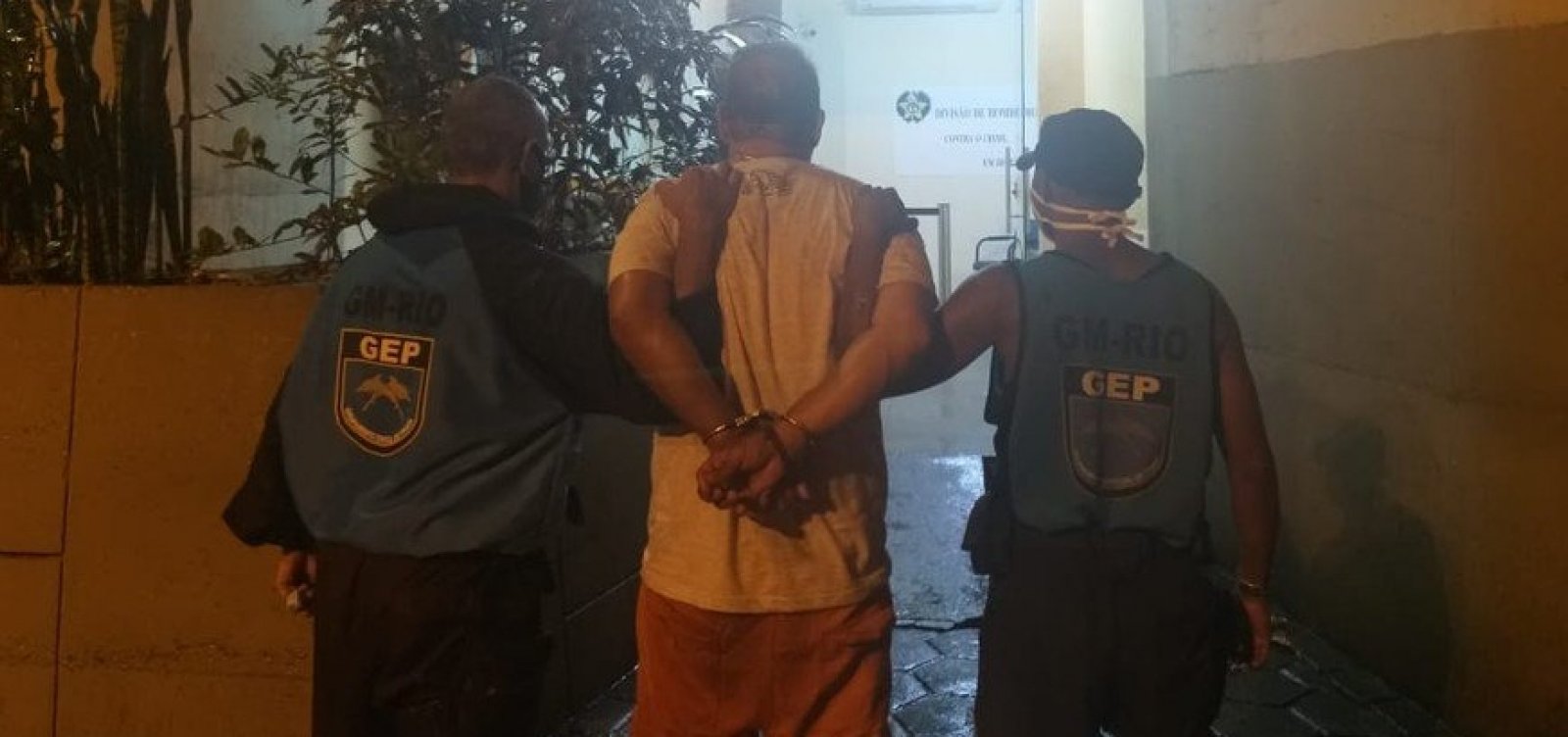 Juíza é assassinada por ex-marido na frente das filhas no Rio de Janeiro